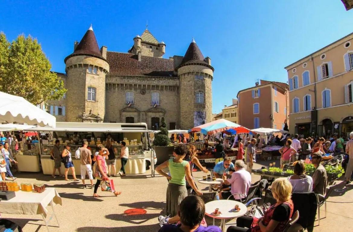 Escapade Ardechoise - Parking Gratuit - Chateau A 2 Pas Aubenas Exterior photo